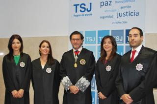 Jura de tres juezas y un juez de la última promoción con destino a la Región